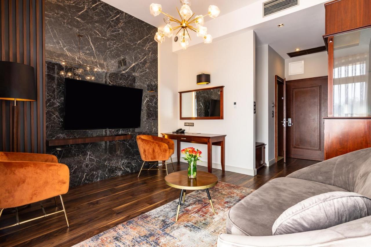 Hotel Galicja Superior Wellness & Spa Oświęcim Exteriör bild