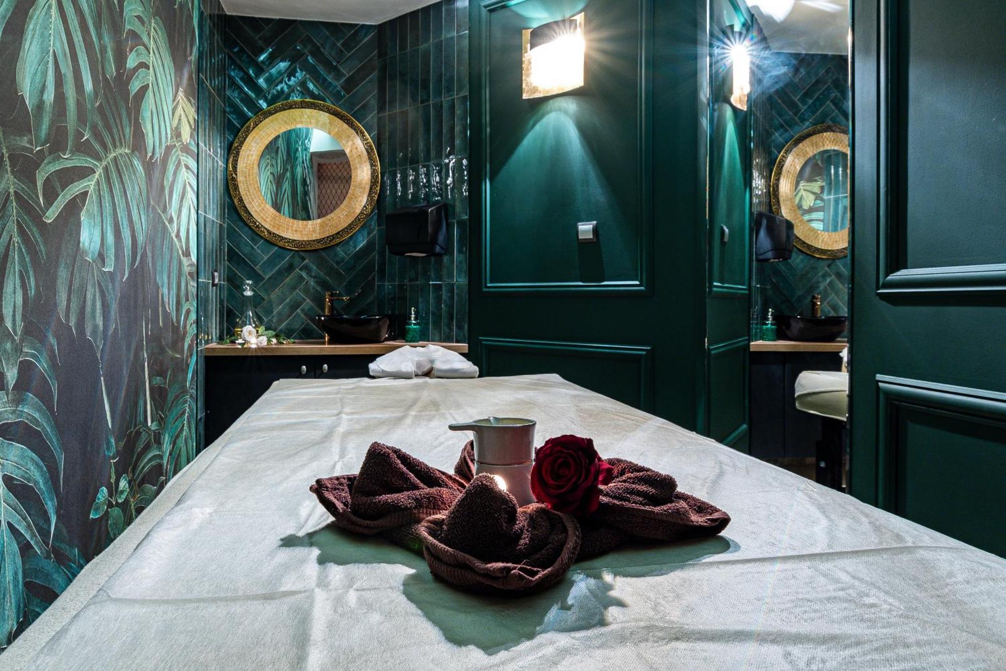 Hotel Galicja Superior Wellness & Spa Oświęcim Exteriör bild