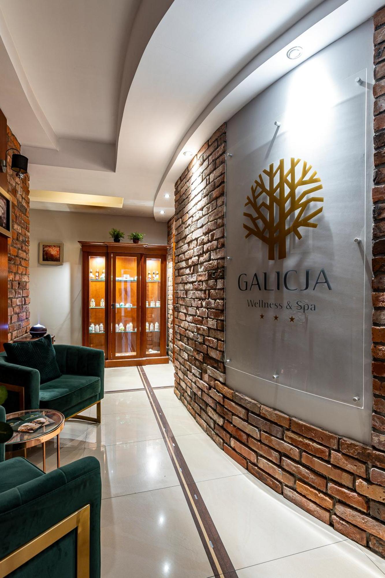 Hotel Galicja Superior Wellness & Spa Oświęcim Exteriör bild